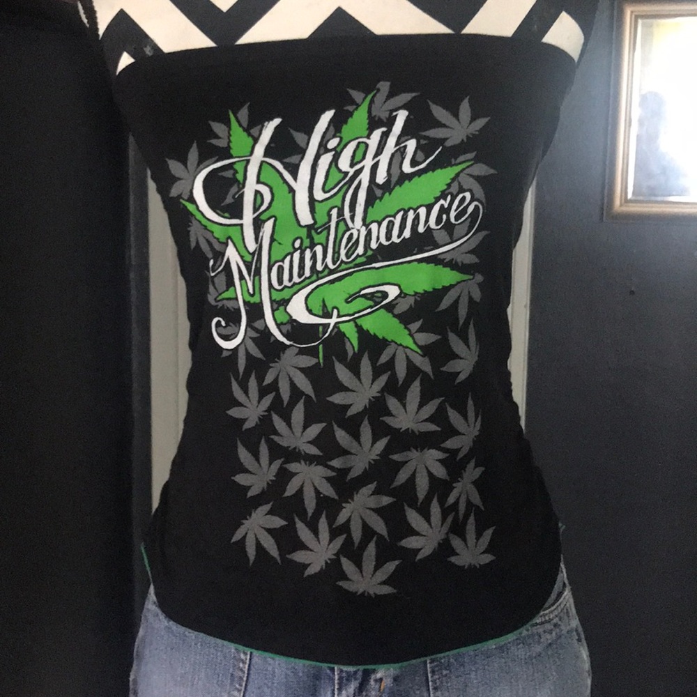 ❌❌SOLD❌❌High Maintenance Strapless top Size M